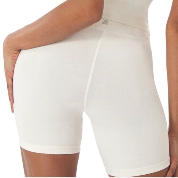 WeWoreWhat Hot Shorts sz XS NWOT Off White Neutral - Picture 6 of 12